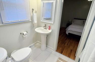 Renovated 2 Bed Walltown Home Walk to Duke! B - Foto 10