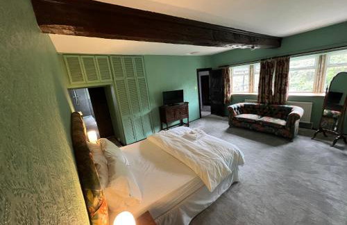 New Hall, Elland - Foto 21