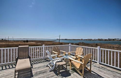Waterfront Home with Large Deck and Dock on Narrow Bay - Photo 24