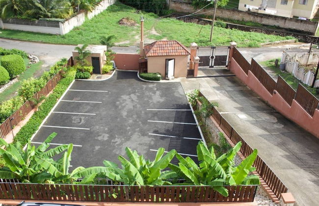 Remarkable 2-bed Apartment in Kingston - Photo 21