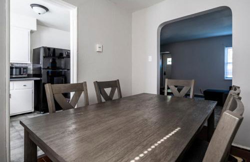 Relaxed 2BR Apt in Moraine with Office Space and Washer & Dryer - Foto 13