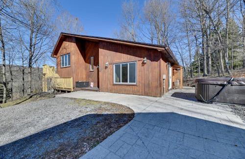 5 Mi to Slopes! Group Ski House with Game Room - Foto 28