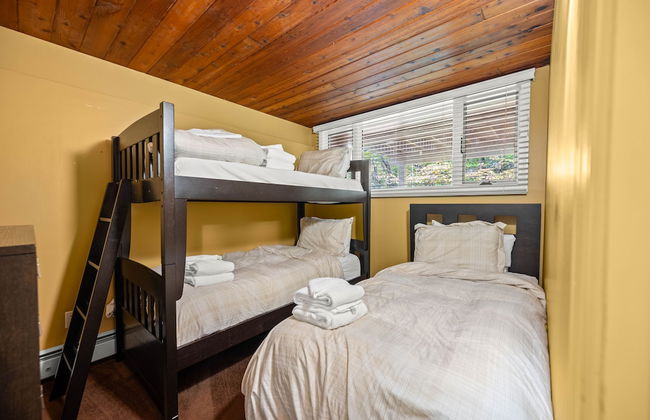 Alpine Court Chalet 4 Bedroom Home - Foto 9