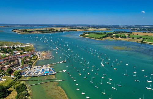 Luxury Penthouse ~ Super King Bed 5 min to Beach - Foto 37