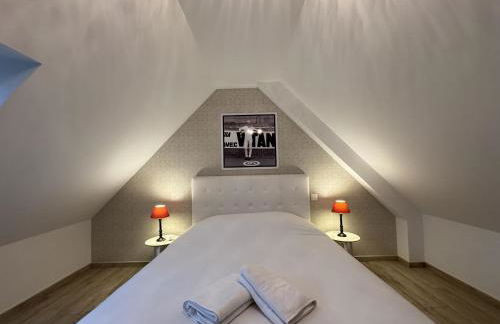 Arnage Corner Lodge - Circuit 24h du Mans - Photo 17