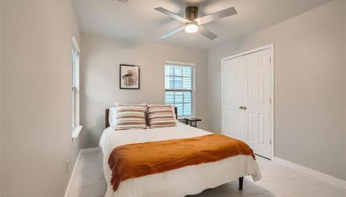 Chic 8BR Retreat Central East Austin for Large Groups - Foto 2