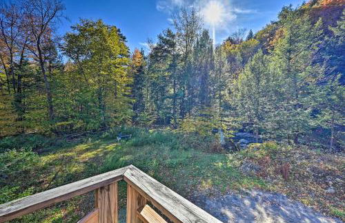 Remote Cabin with Fire Pit 3 Miles to Stowe Mtn! - Foto 21