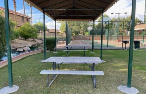 Lakefront Hacienda with Pool, Hot-tub, Tennis - Foto 28