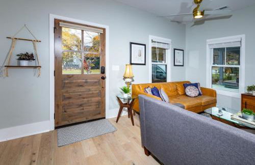 Heart of Brevard Hideaway - Walk/Bike to Downtown! - Foto 15