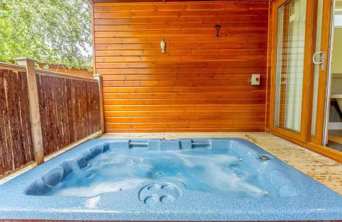 Juliet Lodge - Photo 8