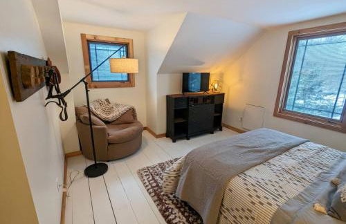 Seasonal Bliss Ski-Hike-Relax - Photo 15