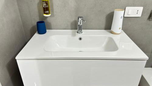 Your Home, easy walk to the beach - Foto 5