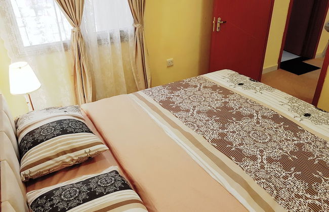 Cozy 2 Bedroom Apartment - Photo 6