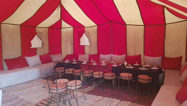 Salle à manger du campement supérieur