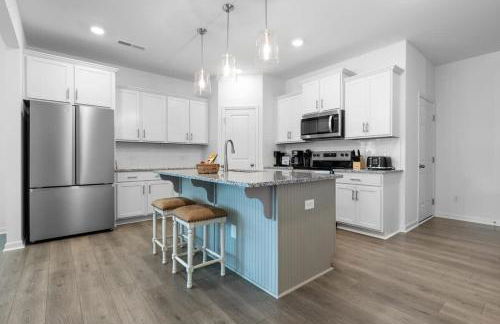 Brand New Townhome 2024 Great Deal - Foto 9