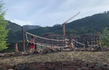 Dont miss the Main level Cozy Winter Retreat - Photo 6