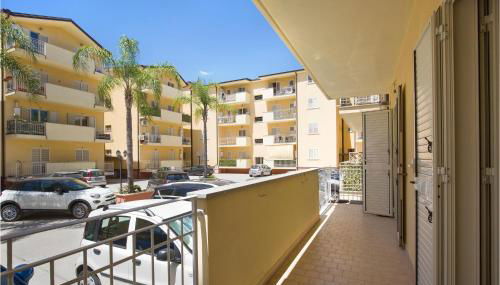 Beautiful Apartment In Caulonia Marina - Foto 2