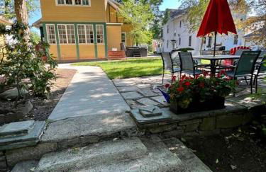 Historic Bulldog Bungalow - Foto 17