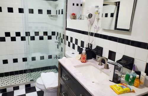 Lovely 2 bedroom Apartment with 2 Entrance and Parking with a fee - Foto 47