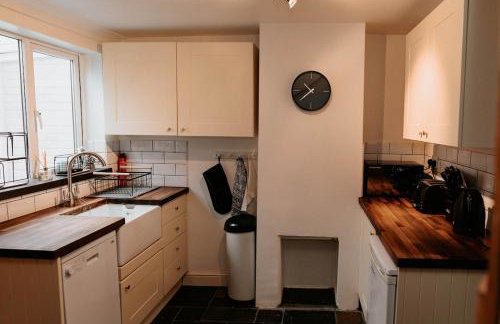 River Cottage - Photo 10