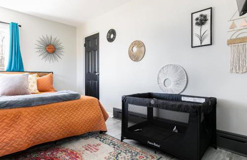 1mi to ND, King Beds, Easy Parking, Pet Friendly, Huge Fenced Yard for Games - Foto 42