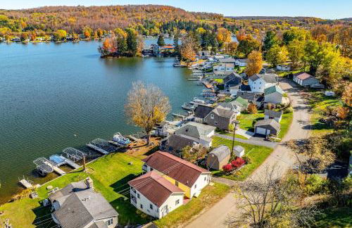 All-Season Adventures! Lime Lake Retreat with Dock - Foto 1