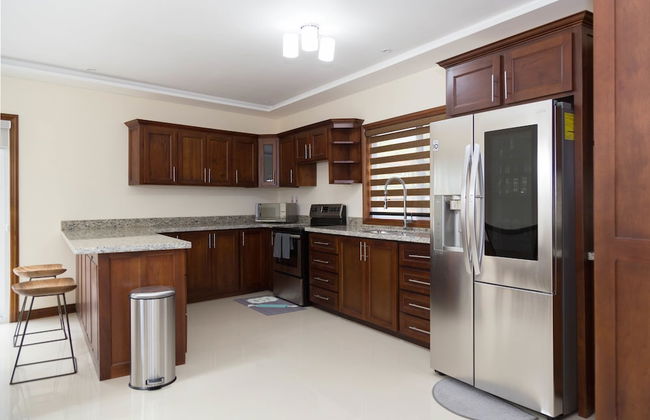 Luxury 3 Level Town House - Foto 10