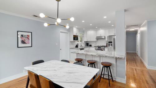 @ Marbella Lane - Immaculate & Cozy 3BR Home - Foto 3