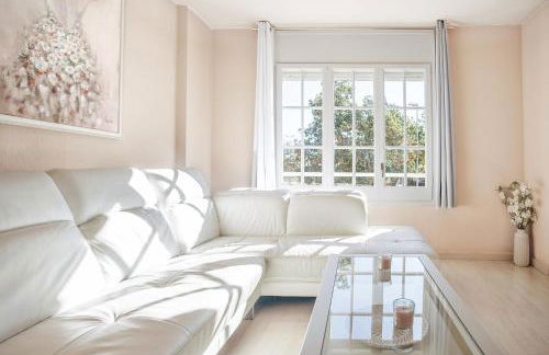 Comodidad y estilo en Gava near the beach 10 minutes - Foto 46