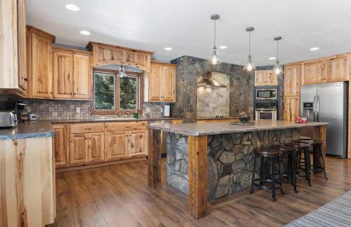 Secluded Stay in a Wonderful Creekside Getaway - Foto 36