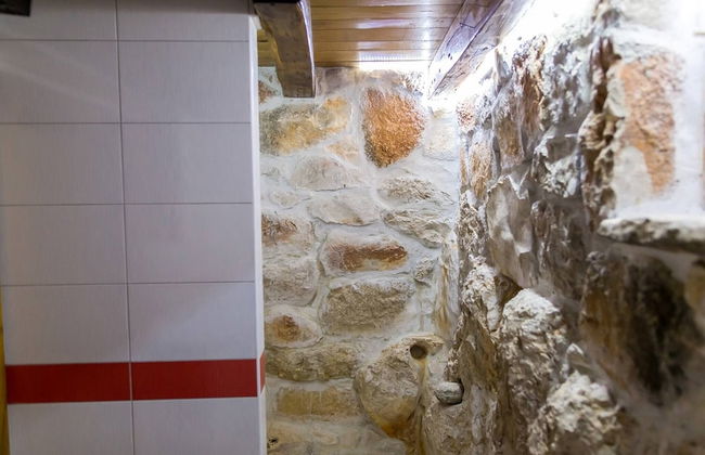 Stonehouse Marina - Estate With A Two Private Pools - Photo 20