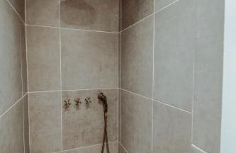 La tour de Cadel Maison 130m2 piscine Lauzerte - Foto 9