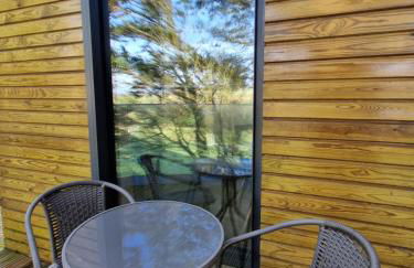 Cozy & Contemporary Lodge by the woods - Photo 7