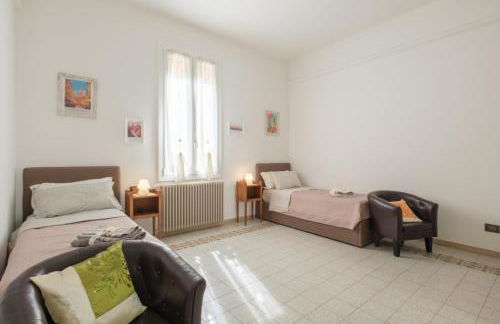 Brand New !!! Ancient BOLOGNA Centrale LIBERTY Style Completely RENOVATED 2025 - Photo 29