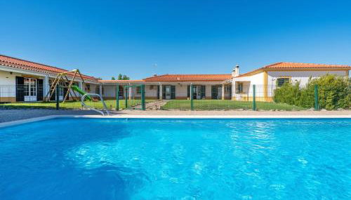 Spacious villa with private pool in Grândola - Foto 1