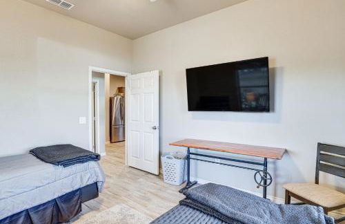 Large Patio and Grill! Group Stay in Midland - Foto 17