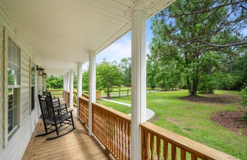 Grandma's Farm on 6 acres with Lighted Barn and River Access - Foto 59