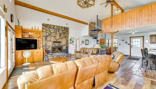 New Mexico Cabin Hideaway with Eagle Nest Lake Views - Foto 3