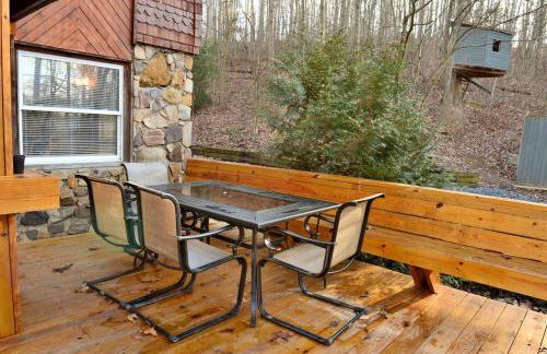 Secluded Cabin Close to the Shenandoah River in Shenandoah, Virginia - Photo 6