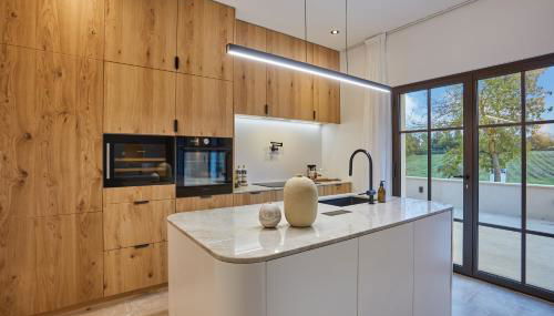 TERRE UGO - Villa & Suites au cœur des lavandes de Provence - Foto 2