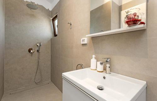 Villa Ogradina near Pula with sea view for 5 persons only 3 km from the Beach - Foto 36