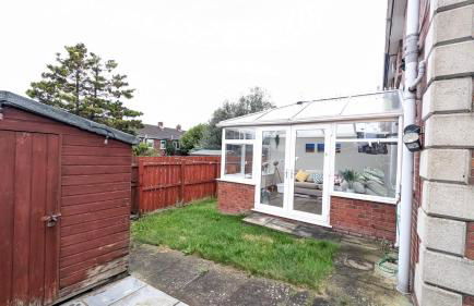 Sydenham Serenity: Bright Home with Conservatory - Foto 2