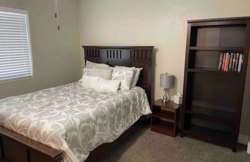 Family friendly 4-bdrm 3.5 bath w guest suite - Foto 37