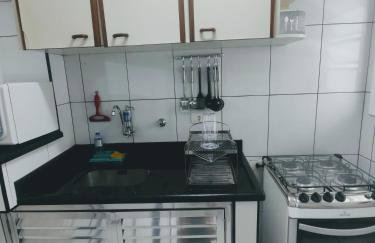 Studio completo frente à Praia do Gonzaga ( Pé na Areia ) - Foto 25