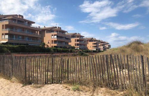 Paraíso Playa de Pals - reformado primera línea de mar con parking - Foto 18