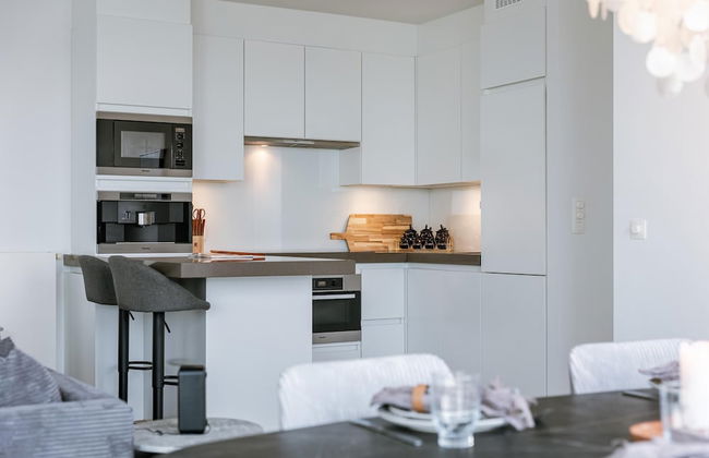 Modern Antwerp Apartment With City Views 2 Bedrooms - Photo 6