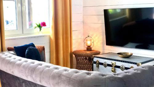 Goose Home and Garden - Photo 2