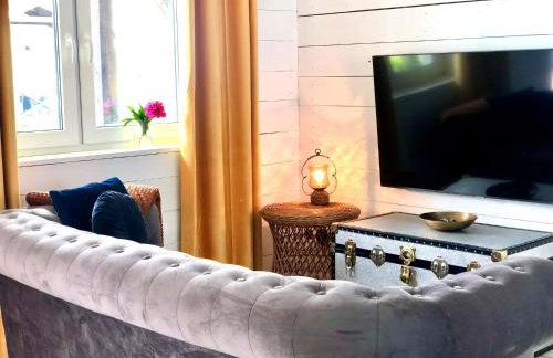 Goose Home and Garden - Photo 2