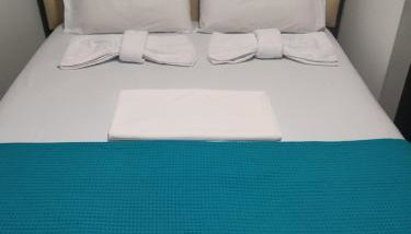 Elsa's House - Photo 1