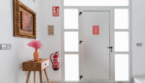 Casa particular en la playa a pocos metros del mar con garaje - Foto 5, Lobby or reception